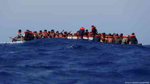 To avoid people setting out on an often dangerous journey to Europe — for example across the Mediterranean Sea, as in this photo from August 2021 — the EU created the Emergency Trust Fund for Africa to fight the root causes of migration in 2015 | Photo: Darrin Zammit Lupi/REUTERS