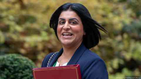 Shabana Mahmood continued her efforts to strike a tough tone on both legal and unauthorized migration since taking up the role in a Cabinet reshuffle in September | Photo: Thomas Krych/ZUMA/picture alliance
