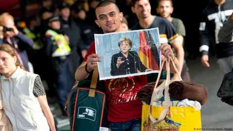 File photo: In 2015, Syrian refugees started coming to Germany in large numbers | Photo: Picture-alliance/dpa/S.Hoppe