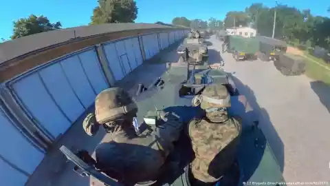 Poland has been gradually stepping up its military presence at its eastern border | Photo: 12 Brygada Zmechanizowana/Handout/REUTERS