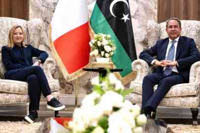 Giorgia Meloni (L) talks migration with Libyan Prime Minister under the Government of National Unity (GNU), Abdul Rahman Dabaiba (R), on a visit to Libya on May 7 | Photo: Italian government press release