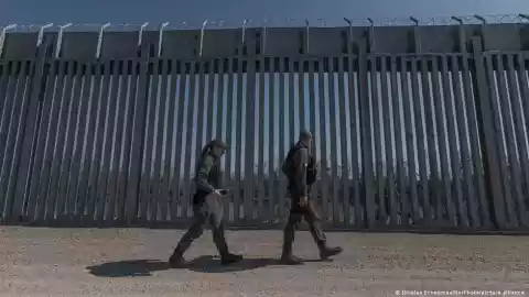 Southern European countries have for years complained that they were bearing heavier responsibility of receiving migrants | Photo: Nicolas Economou/NurPhoto/picture alliance