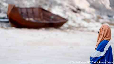 Photo used as illustration: Migrants reached the Italian island of Lampedusa in large numbers in September, 2023 | Photo: Cecilia Fabiano/AP Photo/picture alliance
