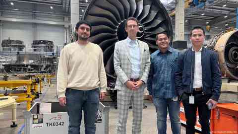 Stefan Landes, head of N3 (in suit), says his company would not function without immigrants | Photo: Elke Siedhoff-Müller / N3