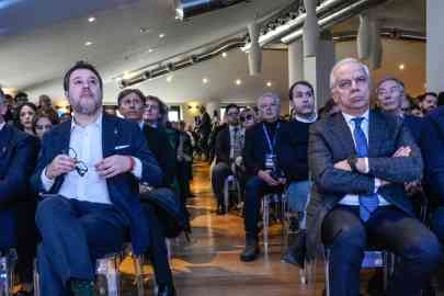 Transport Minister and League leader Matteo Salvini with Interior Minister Matteo Piantedosi at the initiative 'Ideas in Movement' organized in Rivisondoli by the League on January 25, 2026 | Photo: ANSA/CIRO FUSCO