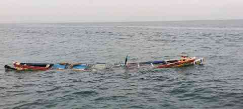 The pirogue which sank only hours after departing from Mbour on the Senegalese coast on September 8, 2024 | Photo: Senegalese Navy