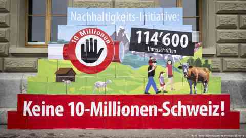 The 'No to 10 million Switzerland' initiative will be one of several referendums held in Switzerland this year | Photo: Anthony Anex/Keystone/picture alliance