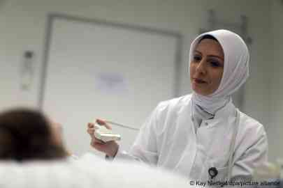 A Syrian doctor working in Germany (photo for illustration) | Photo: picture alliance
