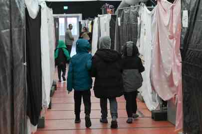 File photo: The growing number of children living in care or foster homes is attributed to the increasing number of unaccompanied minors arriving in  Germany | Photo: Picture alliance