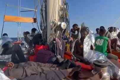 A frame taken from a video filmed provided by the NGO Open Arms of the rescue of 51 migrants who were on a boat that had broken down in the Central Mediterranean, 10 August 2025 | Photo: Open Arms