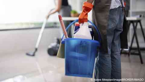 File photo for illustration only: Eleven Filipino migrant workers employed by a luxury fitness chain claim exploitation | Photo: Natee Meepian/Imago