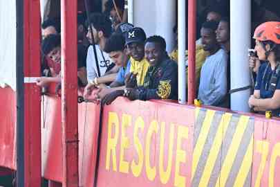 The Sea Eye 4, carrying 174 migrants, arrives at the port of Genoa, Italy, July 11, 2024 | Photo: Luca Zennaro / ANSA