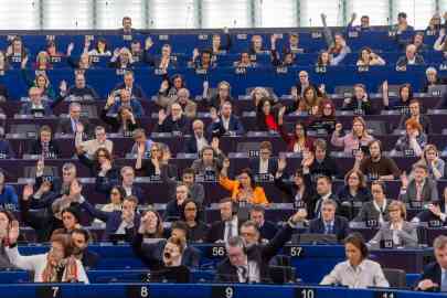 MEPs voting by show of hands during a plenary session of the European Parliament in Strasbourg, France, February 10, 2026 | Photo: Christophe Petit Tesson / EPA / ANSAmed