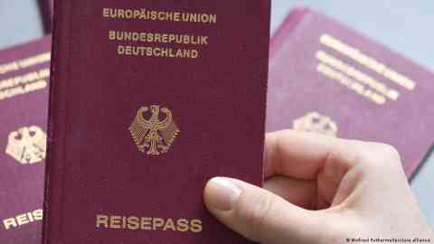 German citizenship will be easier to gain if the law is passed | Photo: Winfried Rothermel/picture alliance