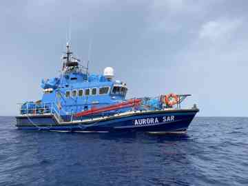 Aurora SAR rescue ship of the NGO Sea Watch approaches Lampedusa. ANSA