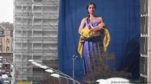 From file: In Germany, 80% of adults who fled the war in Ukraine are women / Photo : Bernd Settnik/dpa/picture alliance