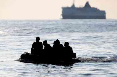 FILE PHOTO: The Refugee Council says safe routes to the UK have decreased, forcing more migrants to risk the Channel crossing | Photo: Reuters