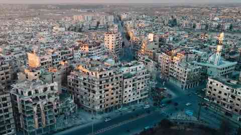 File photo: Germany has vowed to strengthen political, economic, and humanitarian relations with Syria, which has been left devastated after years of civil war | Photo: An aerial view of Homs, source: Panorama/NDR