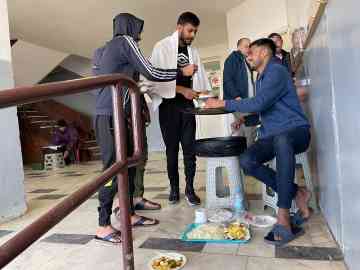 The Kikinda camp in Serbia houses around 100 Indians. Most of the residents are from South Asian countries, hoping to reach Europe | Photo: Arafatul Islam