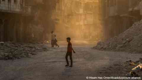 File photo: Years of civil war and bombardment have reduced many structures in Syria to rubble | Photo: Hisam Hac Omer / Anadolu