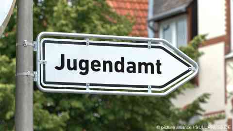 Germany's child services have a duty to protect all children, regardless of their status | Photo: picture alliance / Torsten Sukrow/ SULUPRESS.DE