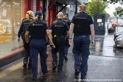 From file: Police officers in Northern Ireland carry out an immigration raid. Belfast's High Court has ruled that certain provisions in the llegal Migration Act could contravene migrants' human rights | Photo: Liam McBurney/empics/picture alliance