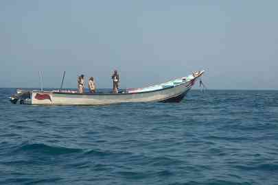 A file photo showing Yemenis searching for survivors after a boat carrying migrants capsized on June 11, 2024 in Yemen's Shabwah province | Photo: AFP 