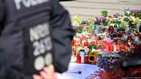 The attack in Solingen caused nationwide shock | Photo: Jana Rodenbusch / Reuters