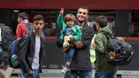 In 2015, hundreds of thousands of refugees came to Germany | Photo: Joerg Koch/AA/picture alliance