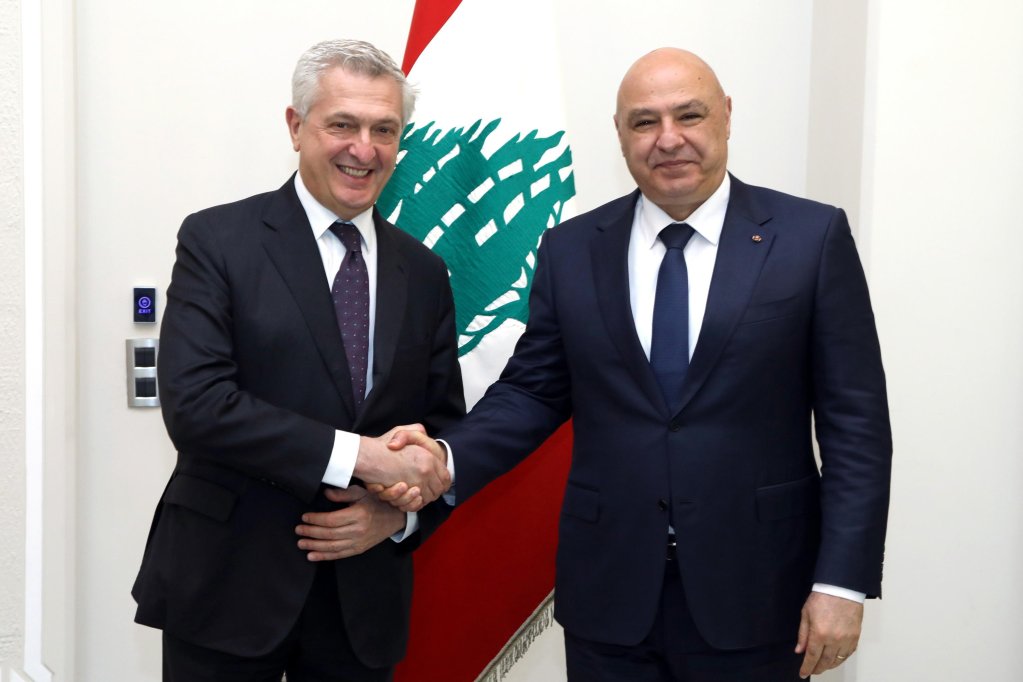 Lebanese President Joseph Aoun (R) shaking hands with United Nations High Commissioner for Refugees (UNHCR) Filippo Grandi (L) at the presidential palace in Baabda, east of Beirut, Lebanon, 19 June 2025 | Photo: EPA/LEBANESE PRESIDENCY PRESS OFFICE