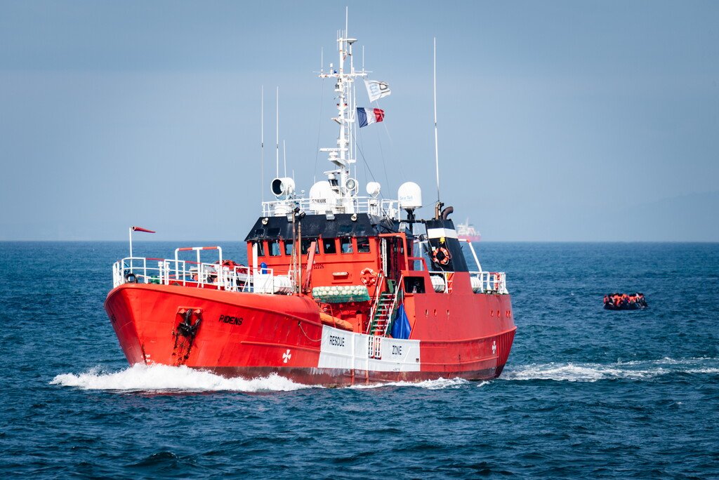 Un navire de sauvetage français dans la Manche, en mai 2025. Crédit : X / Prémar