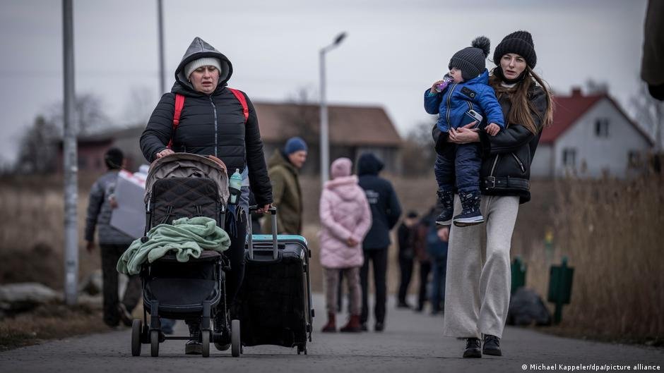 Ukrainian refugees targeted by dubious offers at Berlin