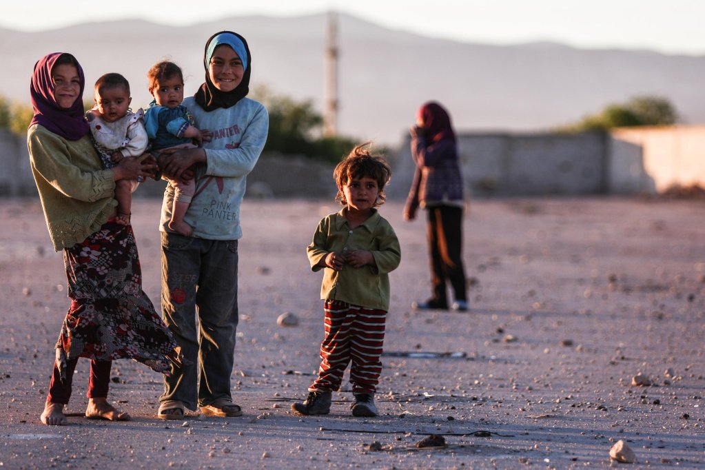 Население сирии 2022. Национальный состав сирии карта. Сирийская нация. Сирийские народности. Сирия население 2010.