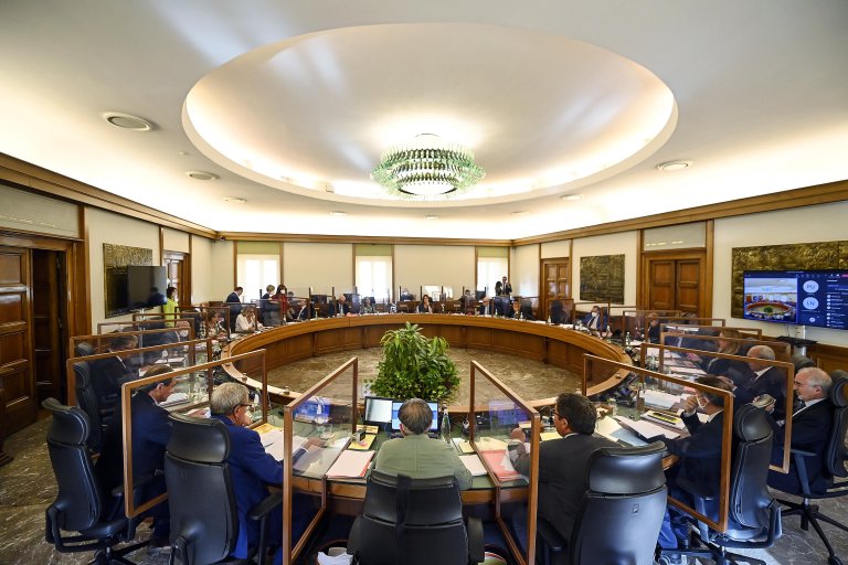 Italian judges say government is undermining judiciary's independence