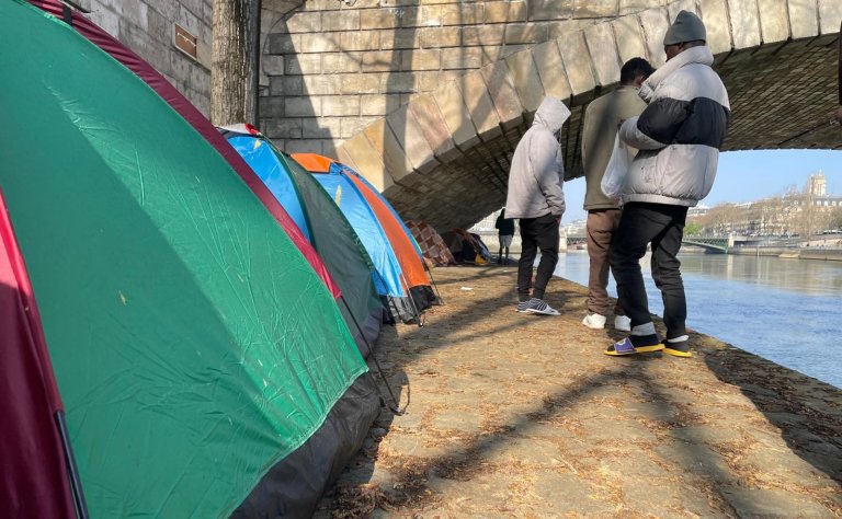 Young migrants, unaccompanied minors in pending appeals, under tents in Paris, March 27th, 2025. | Photo: InfoMigrants