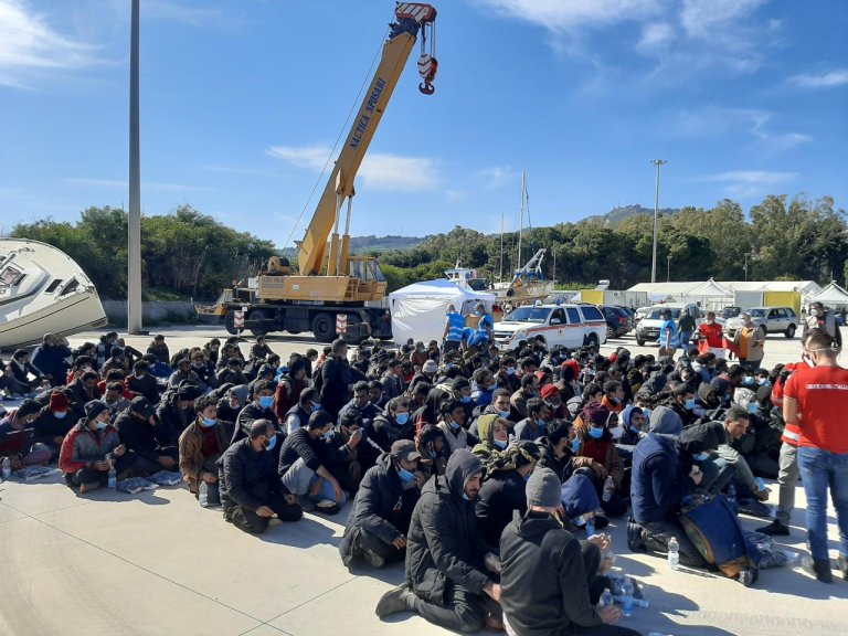 Migrants land in Roccella Ionica | Photo: Antonello Lupis / ARCHIVE ANSA