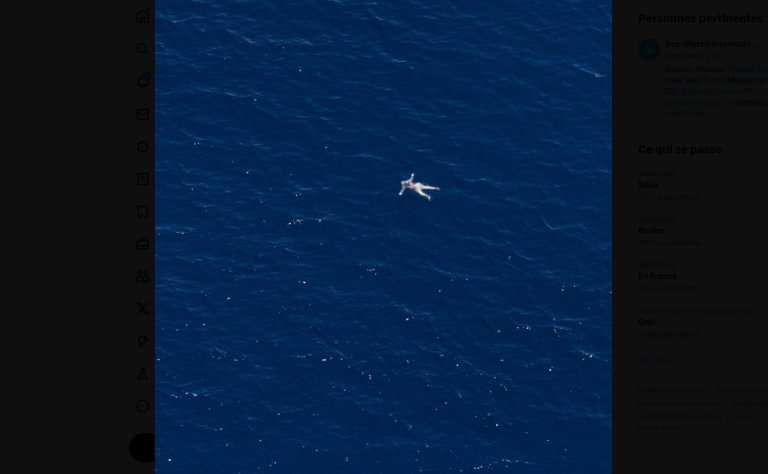 Un des corps repéré par le Seabird, l'avion du Sea-Watch, en Méditerranée, mercredi 26 juin 2025. Crédit : Compte X de Sea-Watch
